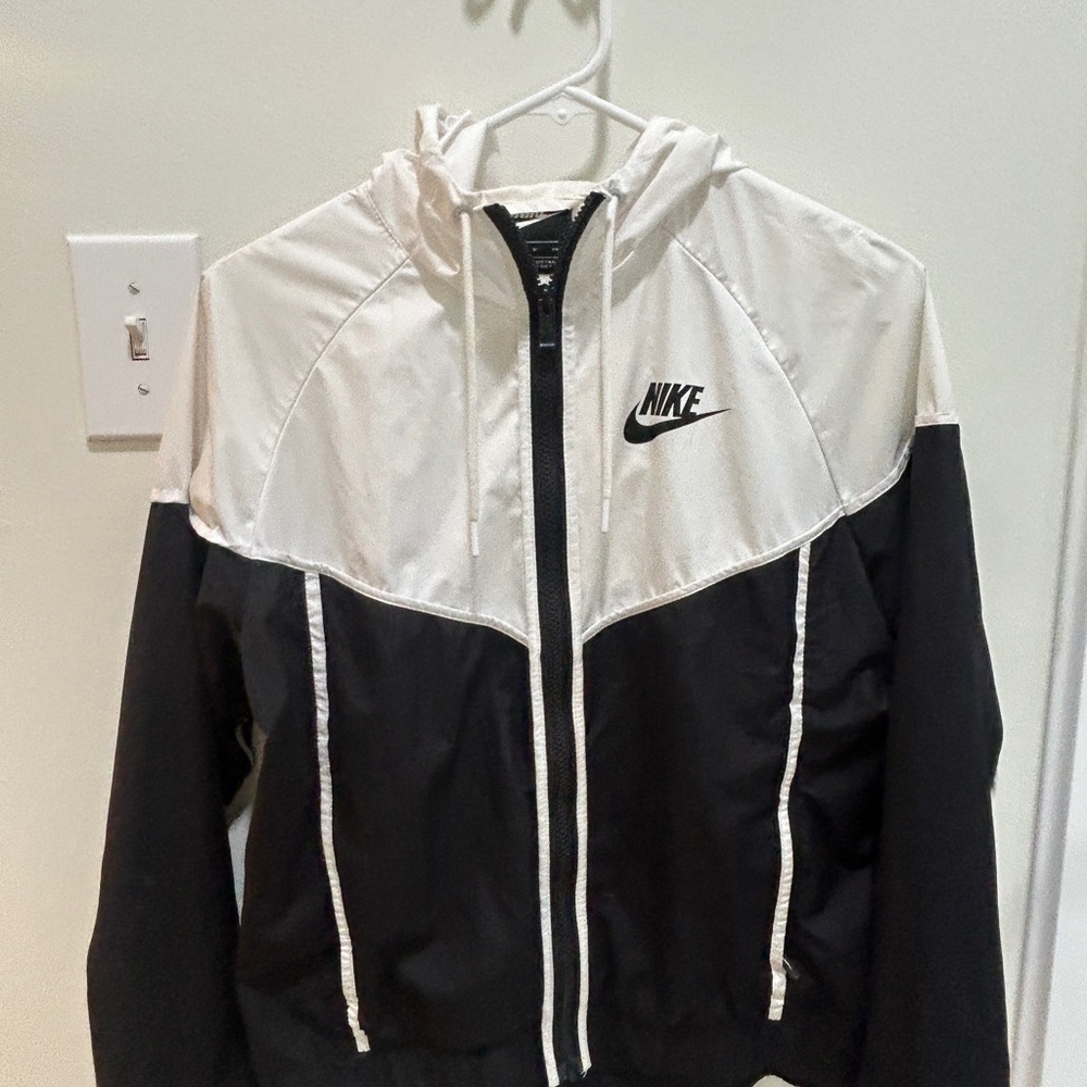 Nike Black and White Windbreaker Jacket